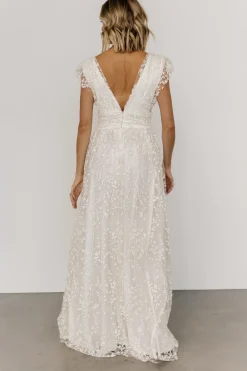 Hot Baltic Born Arlene Shimmer Gown | Ivory