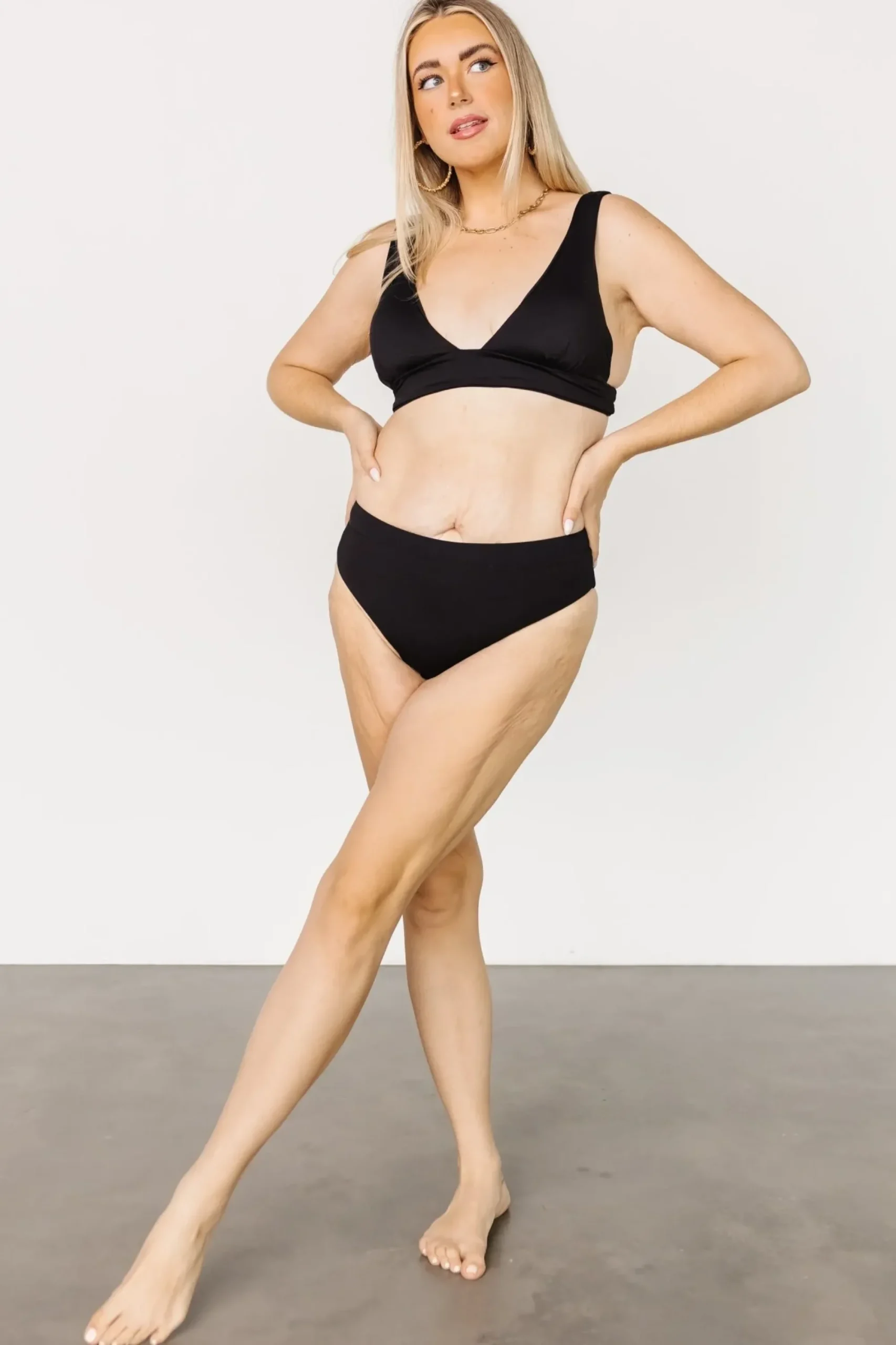 Outlet Baltic Born Formentera Pullover Bikini Top | Black