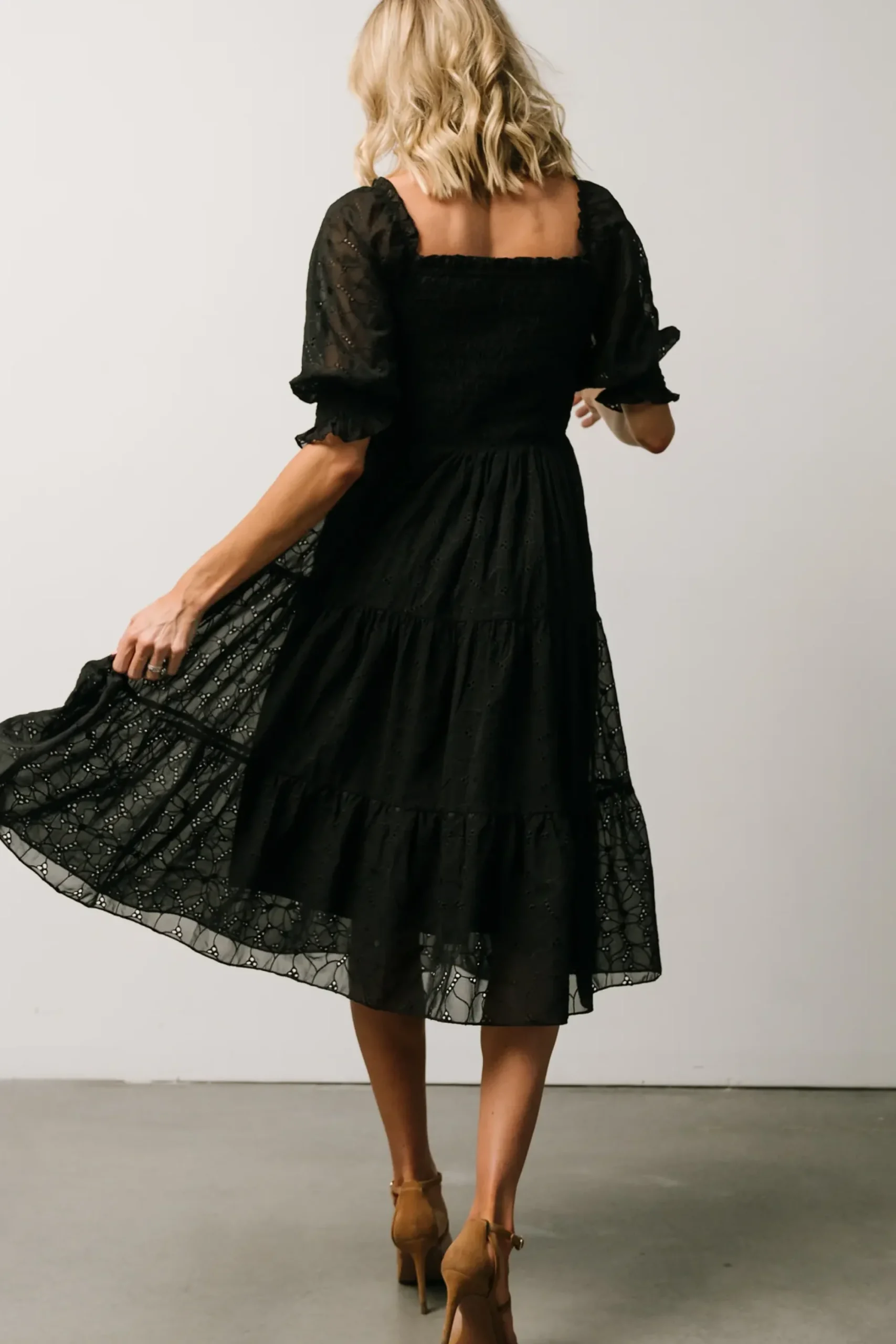 Hot Baltic Born Hazel Eyelet Midi Dress | Black
