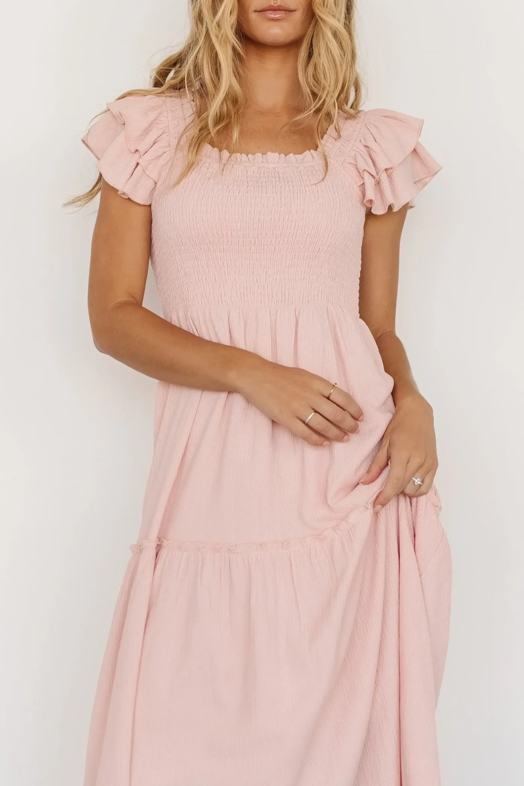 Fashion Baltic Born Jacie Smocked Midi Dress | Blush