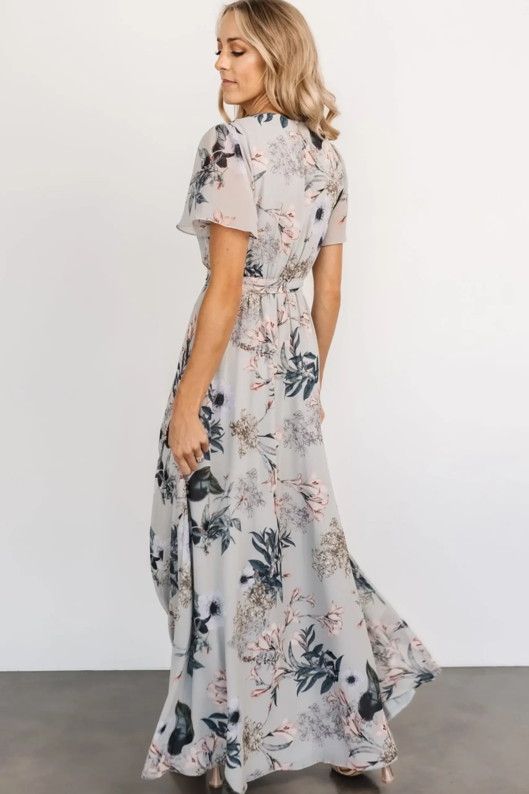 Fashion Baltic Born Naomi Short Sleeve Maxi Dress | Pale Blue Floral