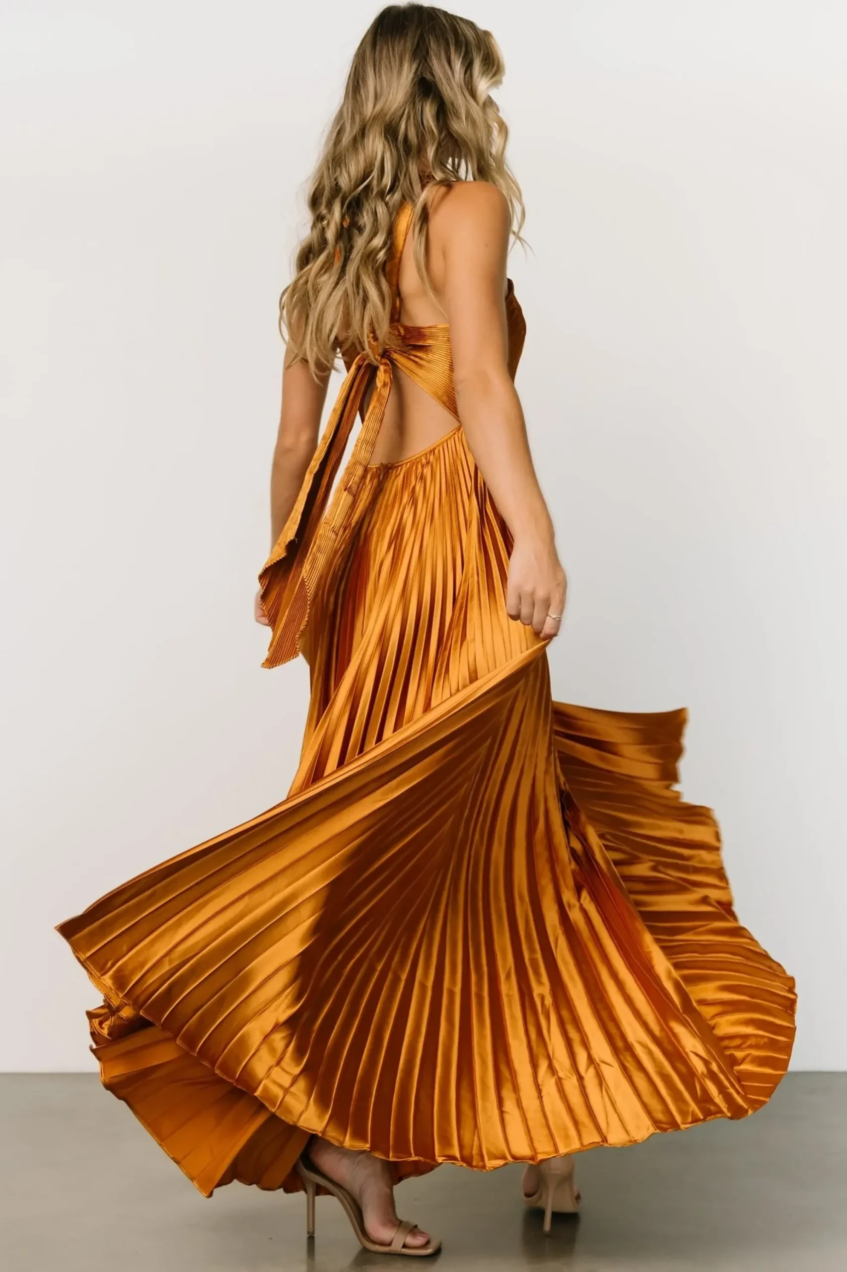 Hot Baltic Born Sandra Pleated Maxi Dress | Copper