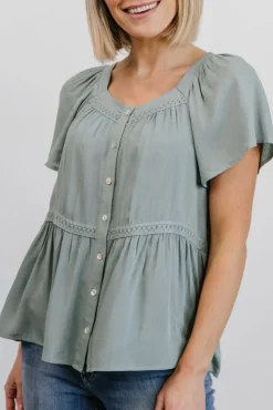 Hot Baltic Born Unity Button Up Top | Sage