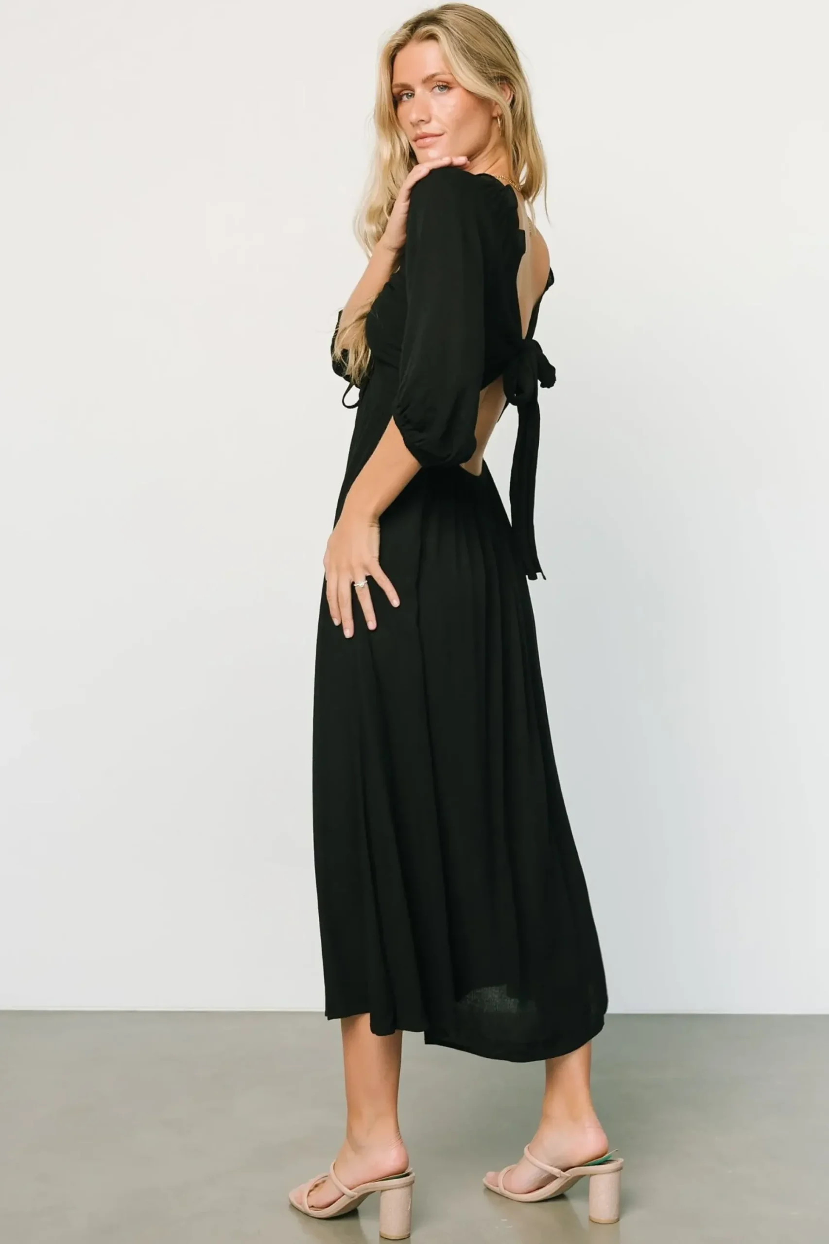 Hot Baltic Born Vicki Midi Dress | Black