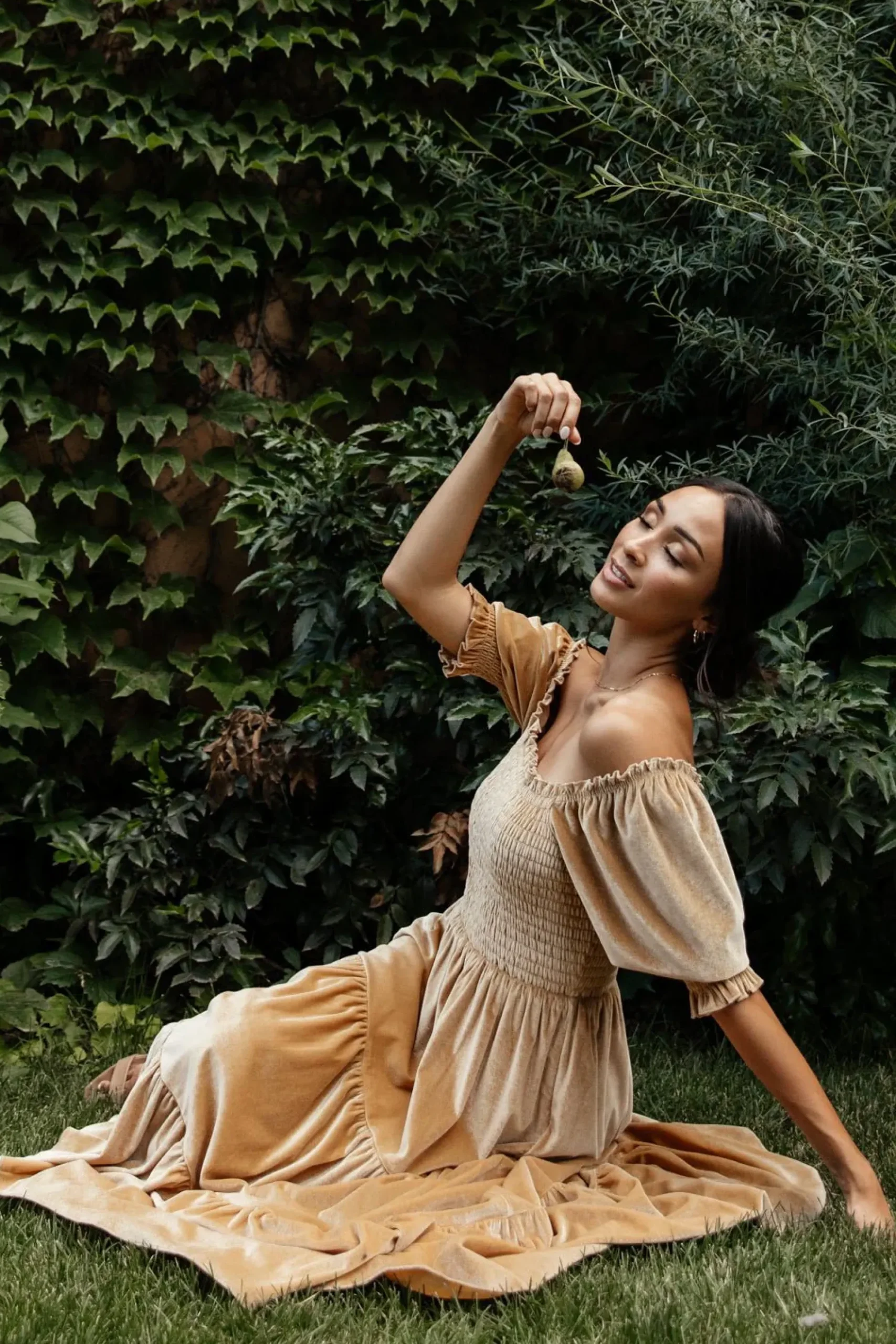 Hot Baltic Born Vivaldi Smocked Velvet Midi Dress | French Gold